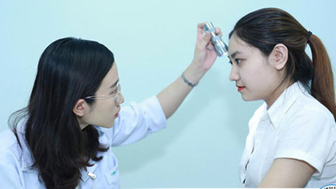 Viêm da tiết bã nhờn: Dễ tiến triển nặng, dai dẳng