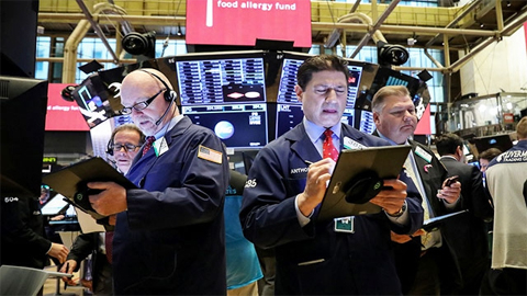 Kinh tế thế giới tăng trưởng "bấp bênh"