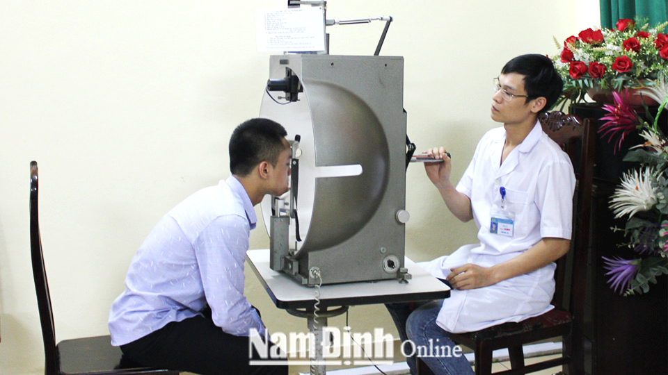 Thực hiện nghiêm quy định khám sức khỏe cho lái xe