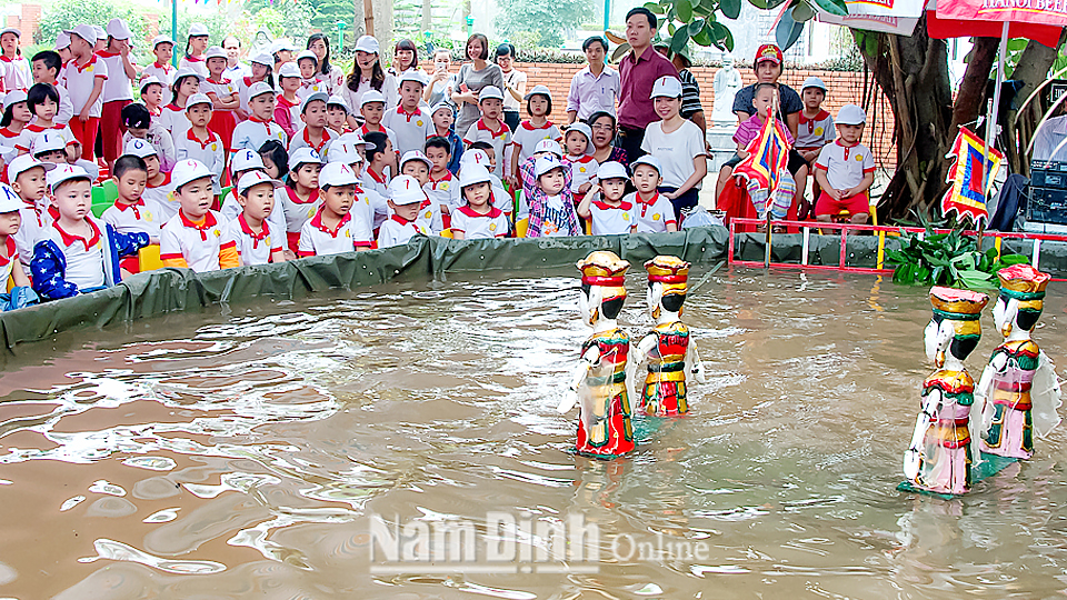 Đưa nghệ thuật rối nước đến với thế hệ trẻ