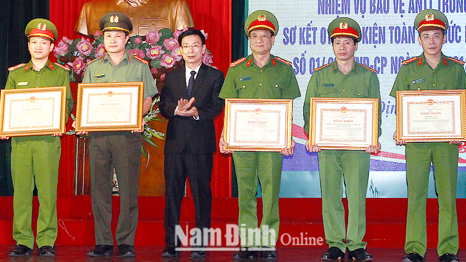 Công an tỉnh tổng kết 10 năm xây dựng Công an cấp huyện vững mạnh toàn diện