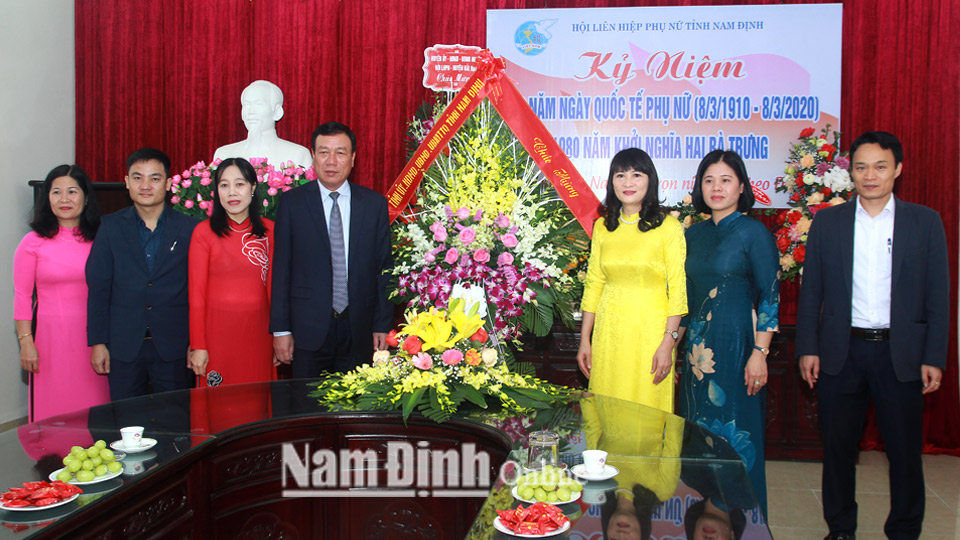 Phát huy vai trò của phụ nữ trong các phong trào thi đua yêu nước của địa phương