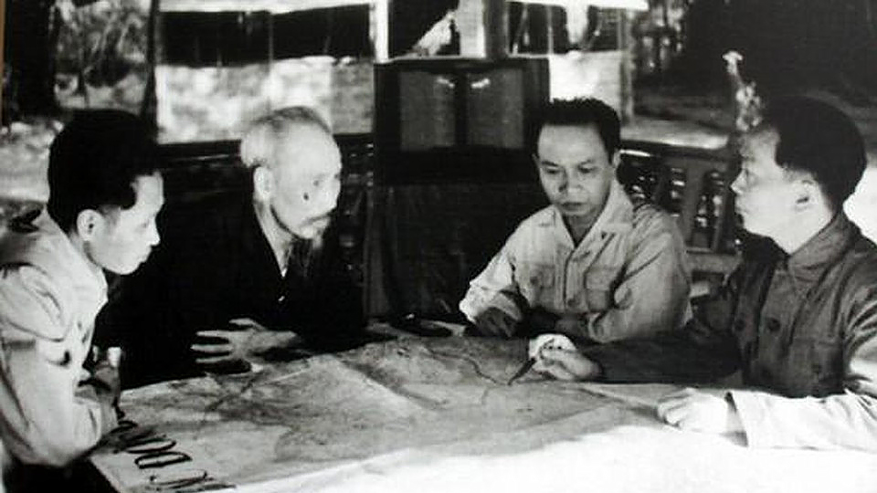 Nhà báo Trường Chinh: "Dùng ngòi bút làm đòn xoay chế độ" (kỳ 2)