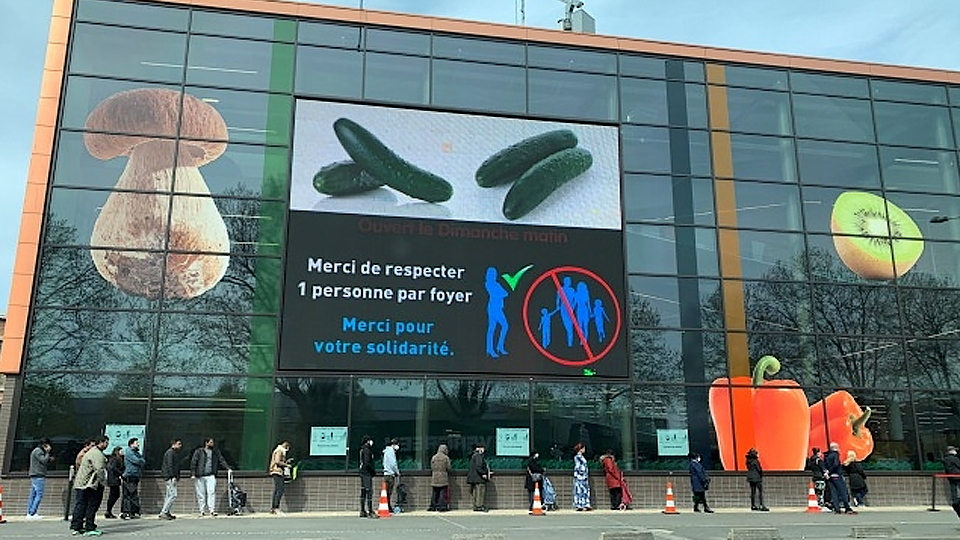 Pháp thiệt hại 120 tỷ euro trong tám tuần phong tỏa