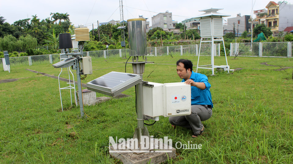 Đẩy mạnh ứng dụng tiến bộ khoa học trong công tác dự báo khí tượng thủy văn