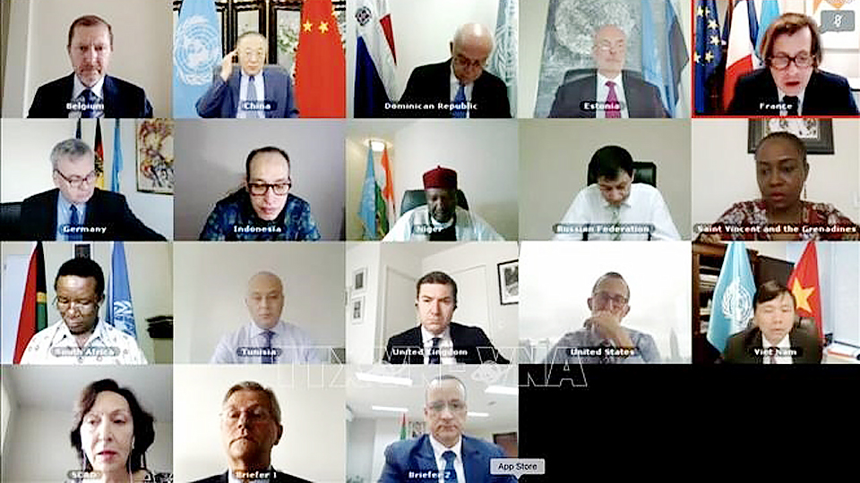 Cuộc chiến cam go