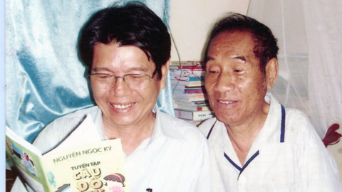 Nhà báo Đoàn Quốc Sỹ - Tận tâm qua từng trang viết