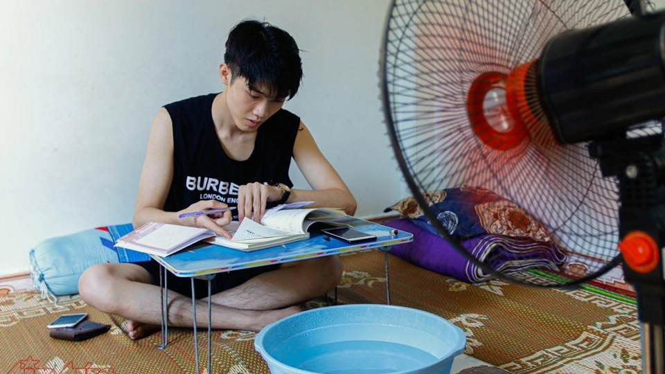 Người thuê nhà chật vật tránh nóng