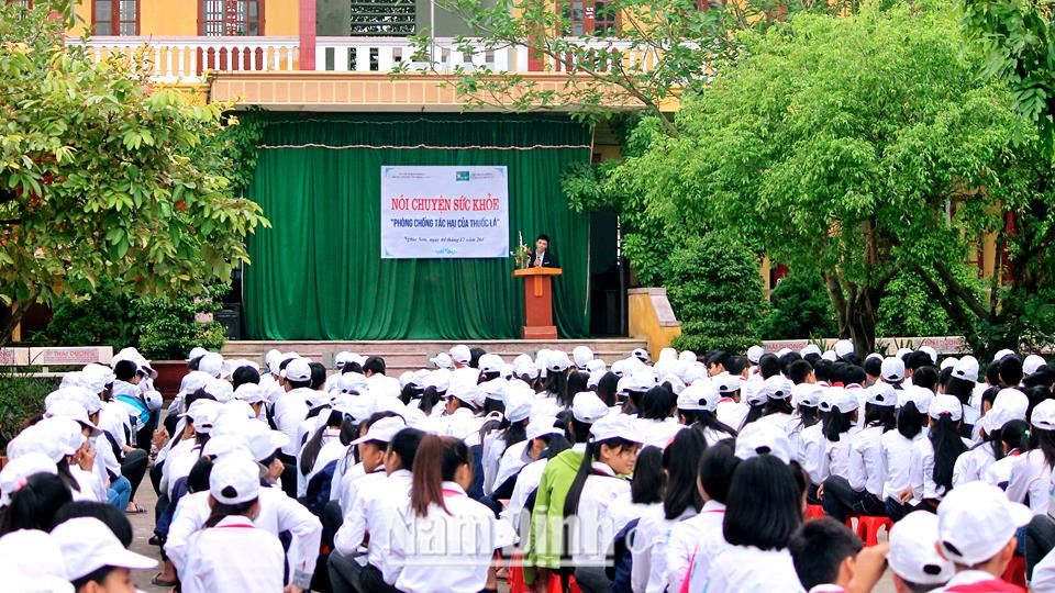 Đẩy mạnh phong trào không thuốc lá trong đoàn viên, thanh niên