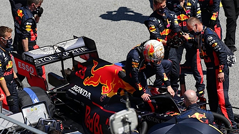 Mercedes chiến thắng tại chặng đua F1 đầu tiên của mùa giải 2020