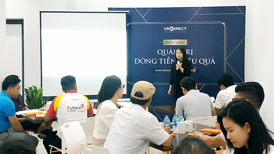 Tìm hiểu kinh nghiệm quản trị dòng tiền hiệu quả cùng VNDIRECT