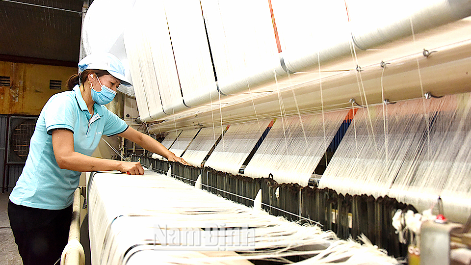 Vinh danh các điển hình tiên tiến