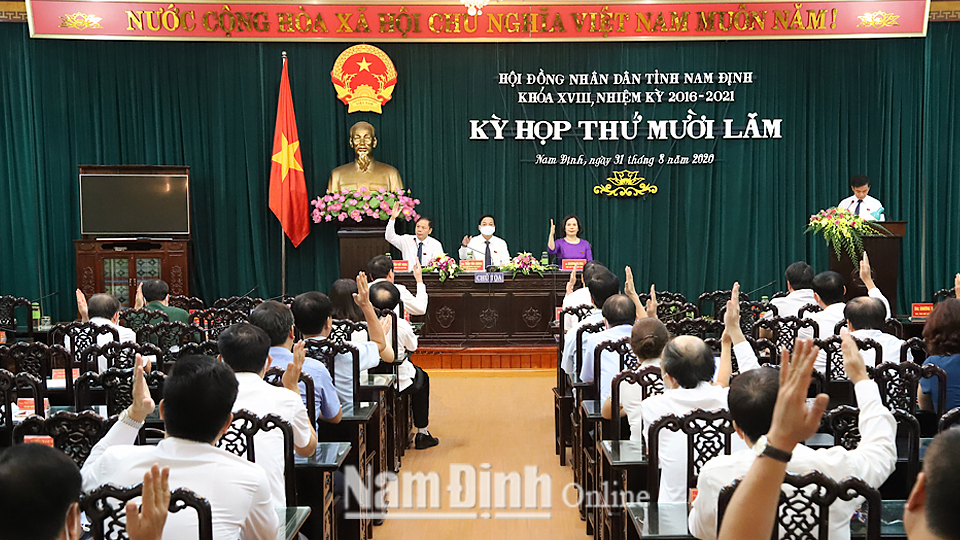 Nghị quyết về việc chấp thuận bổ sung danh mục dự án phải thu hồi đất và phê duyệt bổ sung danh mục dự án chuyển mục đích sử dụng dưới 10ha đất trồng lúa năm 2020 trên địa bàn tỉnh Nam Định