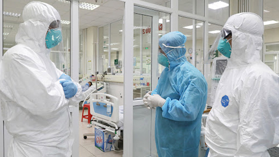 Hai bệnh nhân COVID-19 có kết quả âm tính lần 1