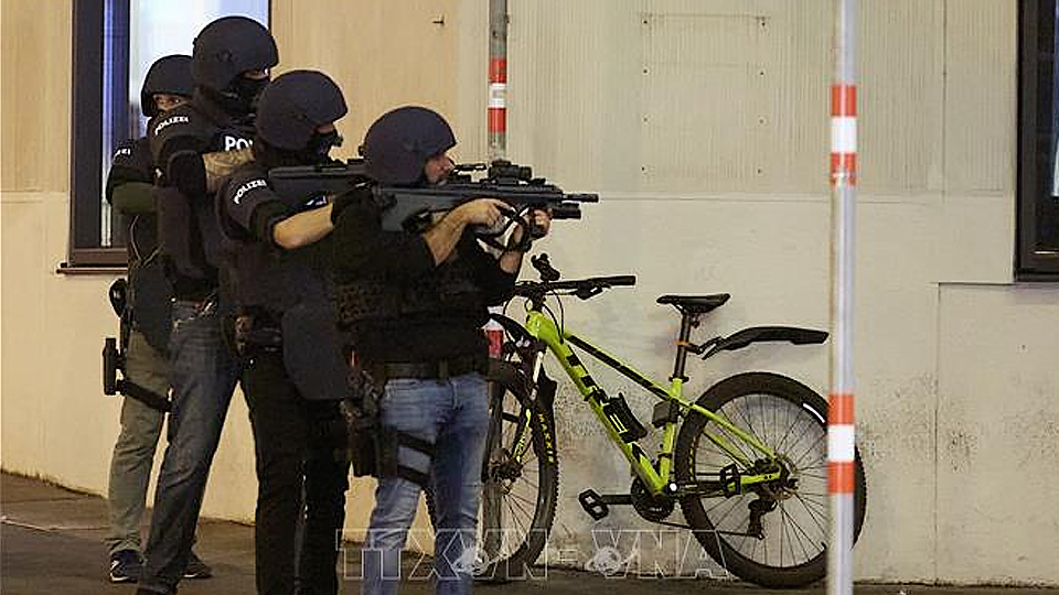 IS nhận thực hiện vụ tiến công tại Áo