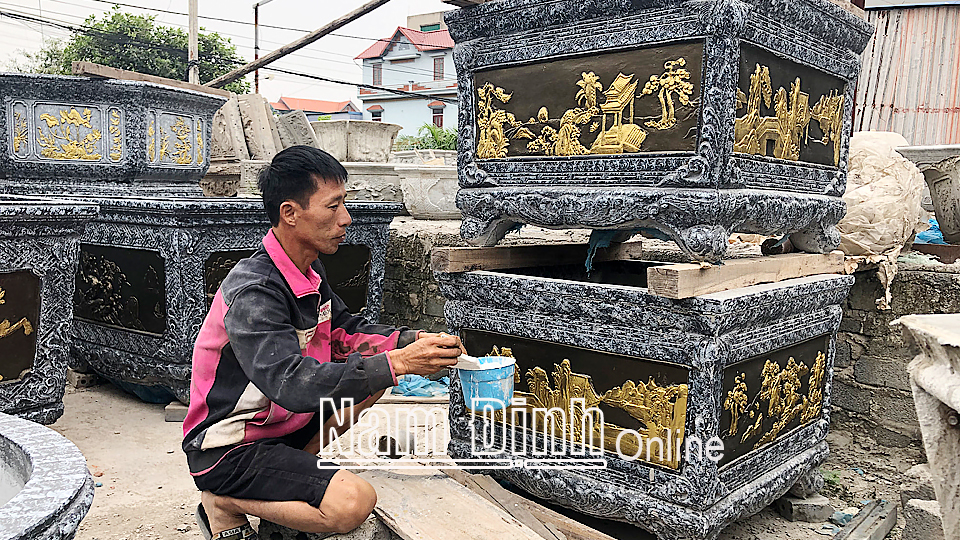 Nghề làm chậu cây cảnh vào vụ tết