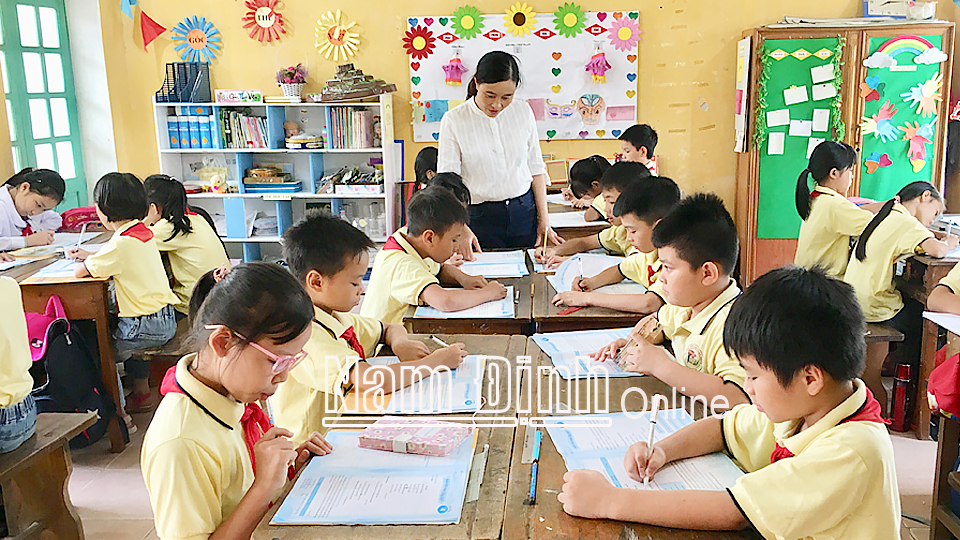 Tăng cường giáo dục đạo đức và kỹ năng sống cho học sinh