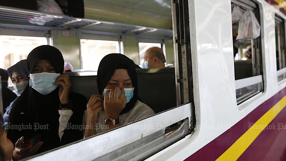 Thái Lan tạm dừng 57 tuyến tàu hỏa để ngăn Covid-19 lây lan