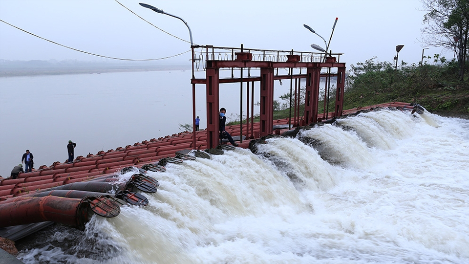 Đáp ứng lượng nước xả, cấp điện ổn định phục vụ vụ đông xuân
