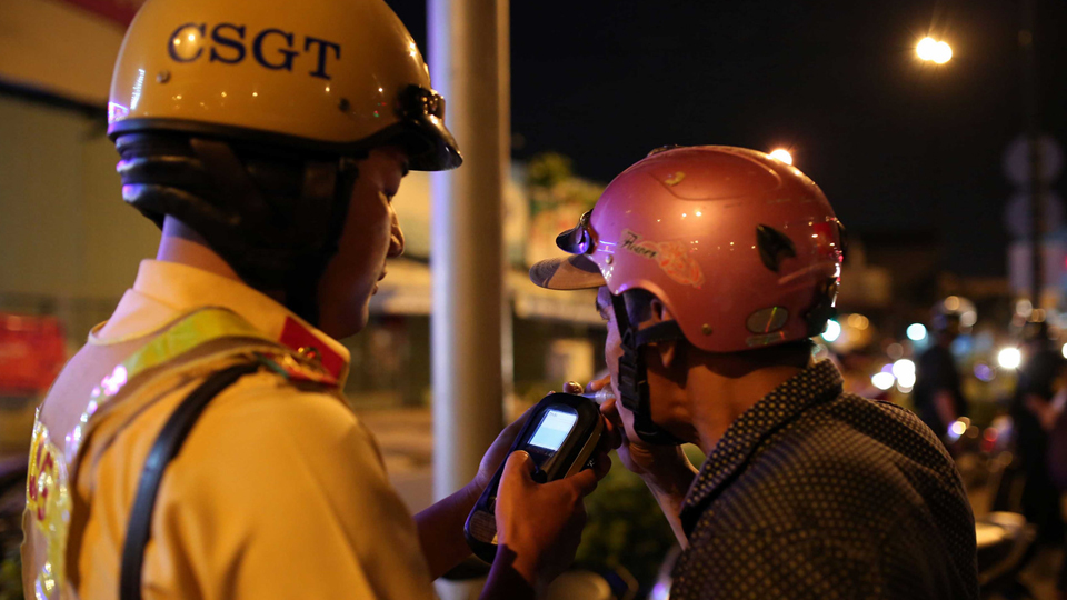 Xử lý 120 trường hợp vi phạm về nồng độ cồn khi tham gia giao thông