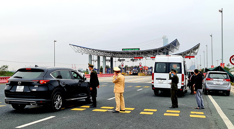 Tăng cường phòng chống dịch COVID-19 trong hoạt động vận tải hành khách