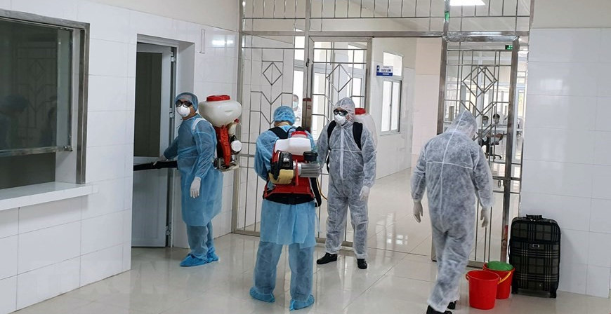 Các đơn vị y tế triển khai cấp bách các biện pháp phòng, chống dịch bệnh COVID-19