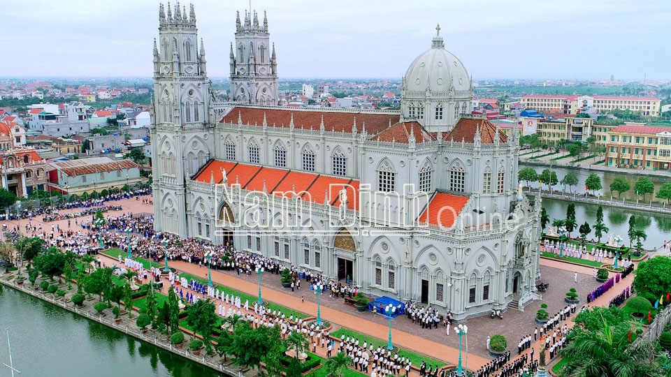 Đẩy mạnh liên kết phát triển du lịch bền vững