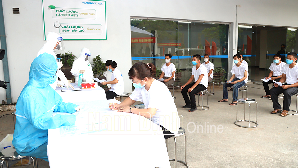 Phòng chống dịch COVID-19 tại cơ sở sản xuất, kinh doanh