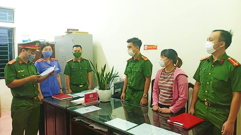 Bắt đối tượng lừa đảo, chiếm đoạt tài sản qua mạng xã hội