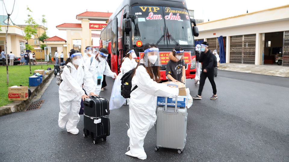 Đoàn cán bộ, sinh viên Trường Đại học Điều dưỡng hoàn thành nhiệm vụ hỗ trợ tỉnh Bình Dương chống dịch COVID-19