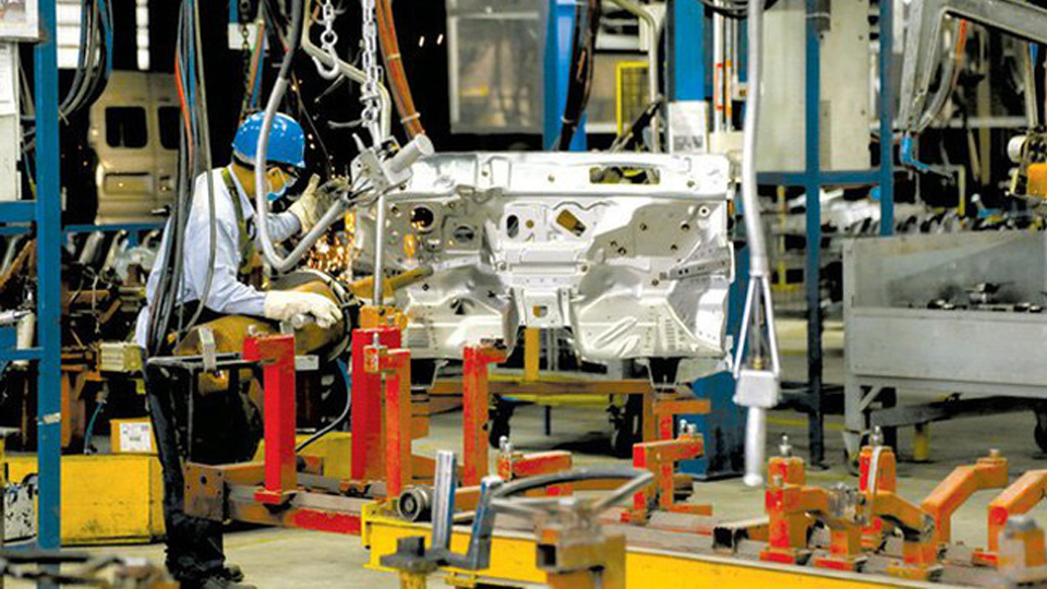 Thu nhập bình quân của lao động năm 2021 giảm còn 5,7 triệu đồng/tháng