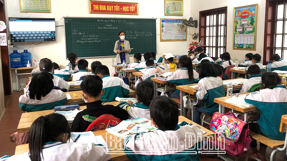 Nỗ lực phấn đấu hoàn thành tốt nhiệm vụ năm học