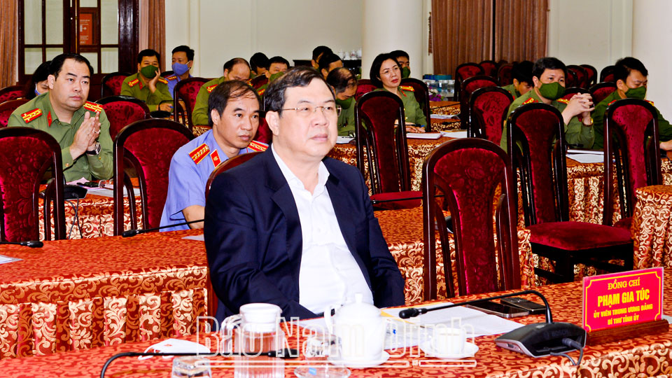 Tiếp tục phối hợp thực hiện hiệu quả công tác nội chính, phòng chống tham nhũng