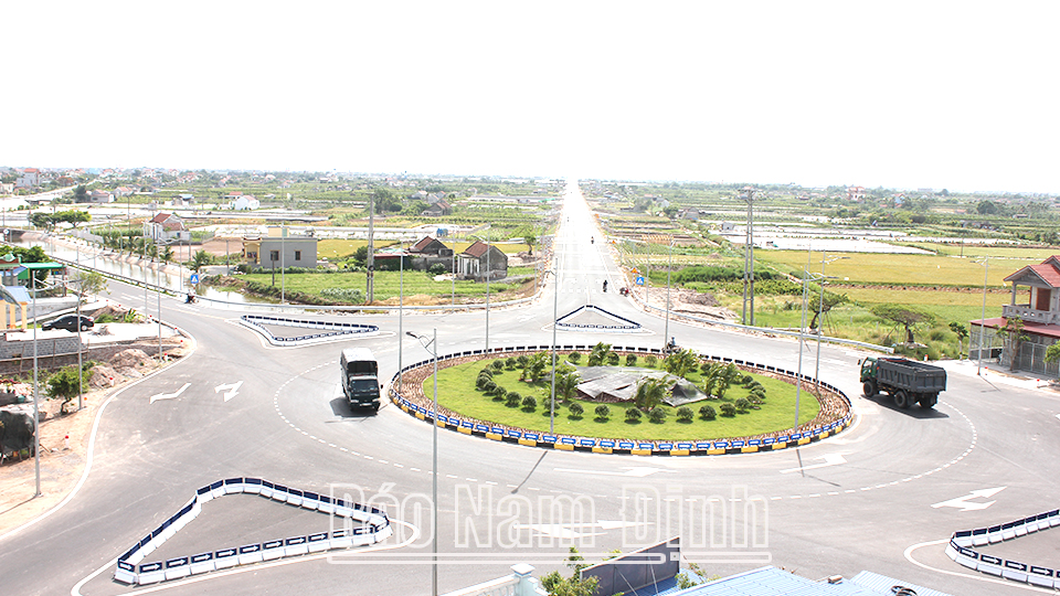 Thăng hạng vượt bậc về chỉ số năng lực cạnh tranh cấp tỉnh - Dấu ấn cải thiện mạnh mẽ môi trường đầu tư