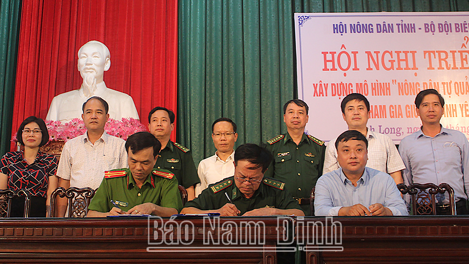 Triển khai mô hình điểm "Nông dân tự quản về an ninh trật tự và tham gia giữ gìn bình yên tuyến biển"