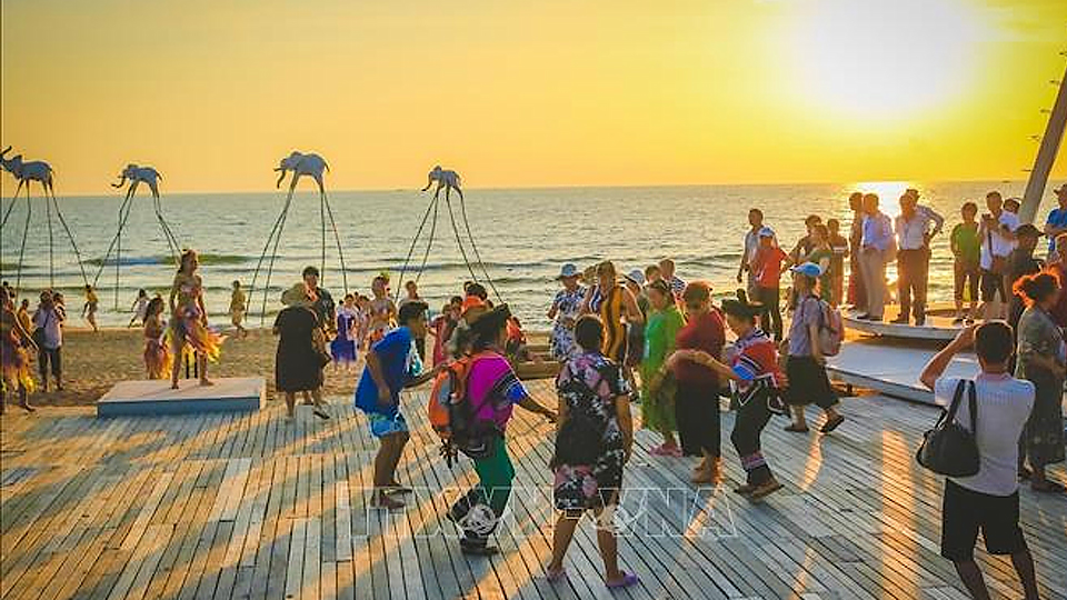 Du khách quốc tế đến Việt Nam trong tháng 5-2022 tăng 70,6%