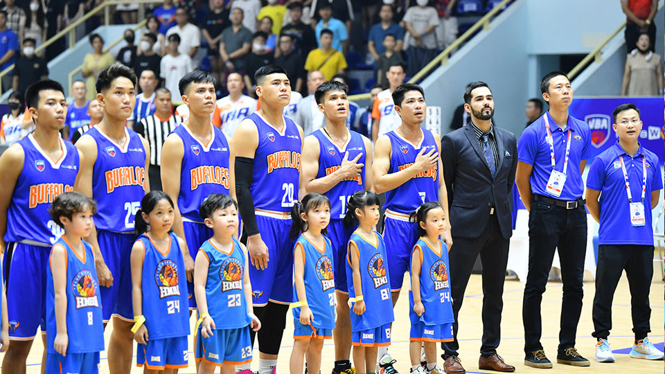 Sắc màu VBA trở lại với người hâm mộ Thủ đô