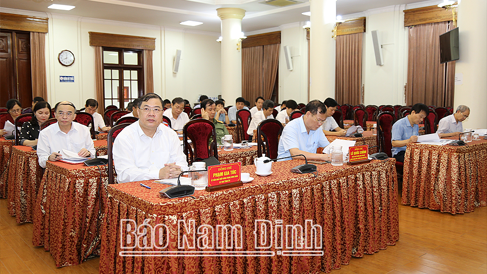 Đẩy mạnh công tác nội chính, phòng chống tham nhũng và cải cách tư pháp