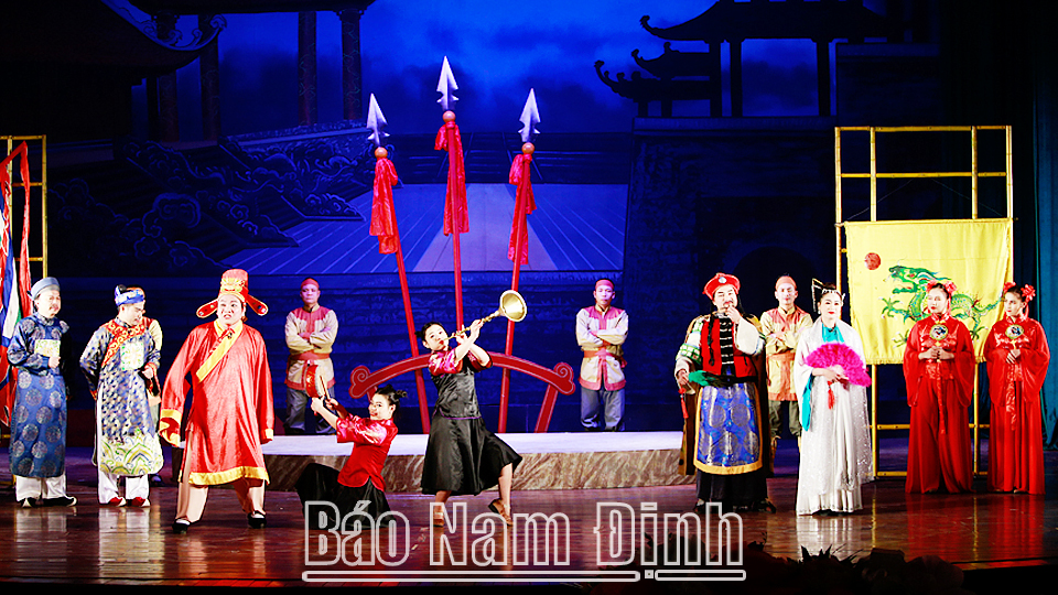 Giữ "hồn" nghệ thuật sân khấu kịch hát trong thời kỳ mới