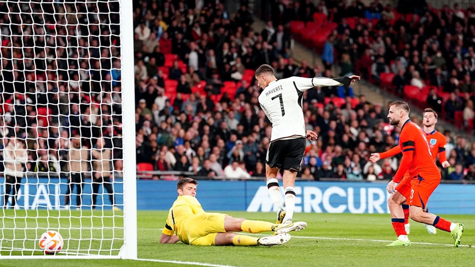 Anh, Đức rượt đuổi tỷ số hấp dẫn để tạm biệt UEFA Nations League
