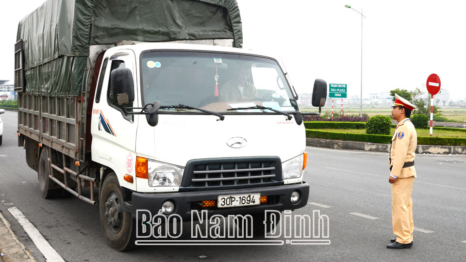 Từ ngày 15-9 đến 14-10, toàn tỉnh xảy ra 13 vụ tai nạn giao thông