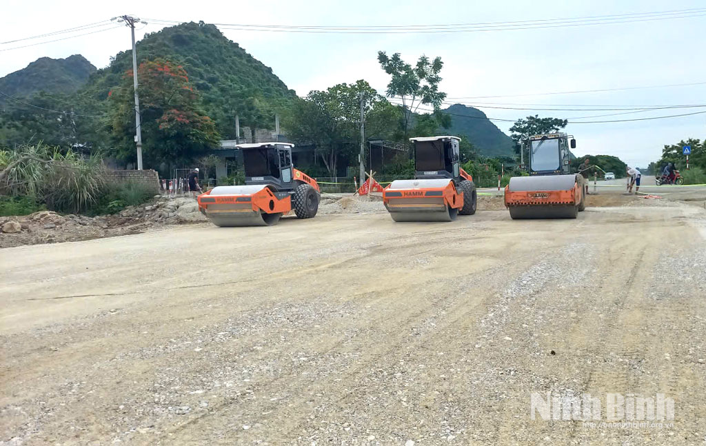 Dự án xây dựng tuyến đường kết nối liên vùng giữa Nam Đồng bằng sông Hồng với vùng núi Tây Bắc và vùng duyên hải Bắc Trung Bộ, giai đoạn I (đoạn qua địa bàn phường Trung Sơn).