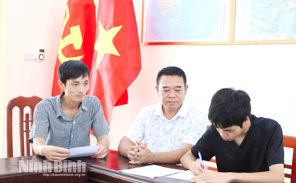 Lan tỏa tinh thần tình nguyện nhập ngũ của tuổi trẻ
