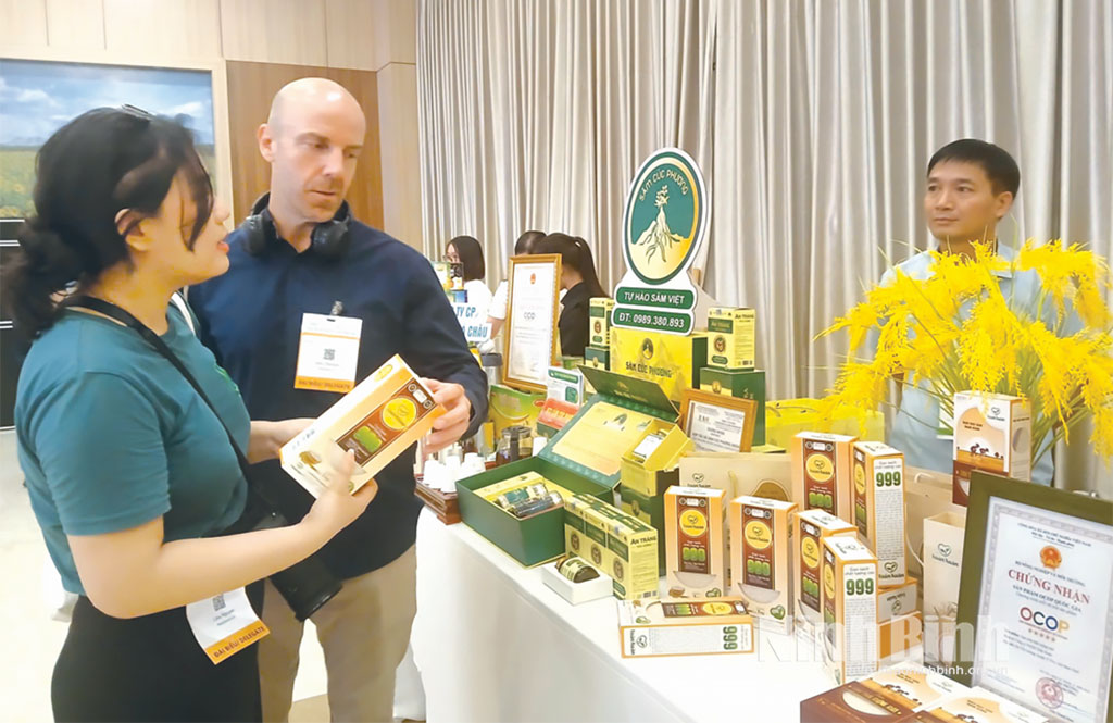 Products of Toan Xuan clean rice model.
