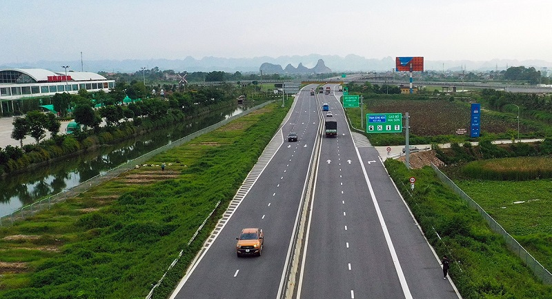 The expressway will be upgraded from a phased 4-lane to a complete 6-lane road.
