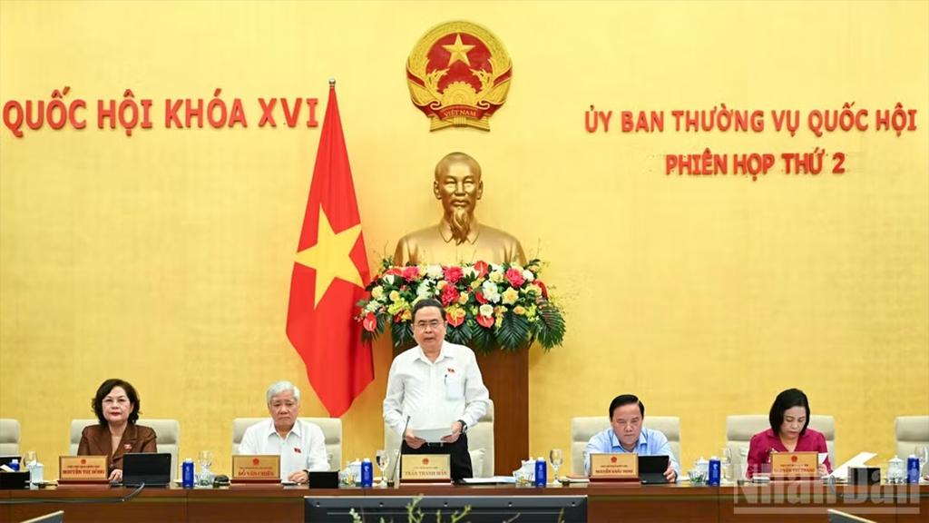 NA Chairman Tran Thanh Man addresses the 16th National Assembly Standing Committee's second session. (Photo: VNA)
