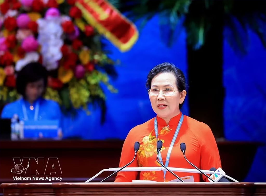 Le Thi Thuy, Secretary of the Party Committee and President of the Vietnam Women’s Union for the 14th tenure (2026 2031), speaks at the 14th National Women's Congress on June 18. (Photo: VNA)