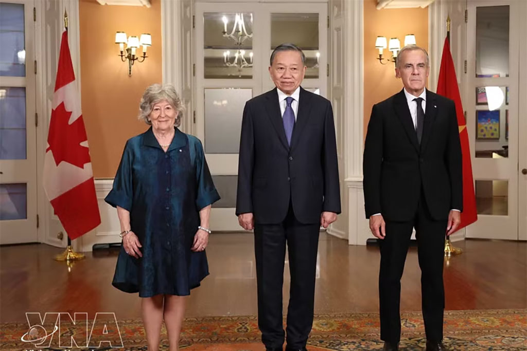 General Secretary of the Communist Party of Vietnam Central Committee and President To Lam (middle), Governor General Louise Arbour (L) and PM Mark Carney (Photo: VNA)