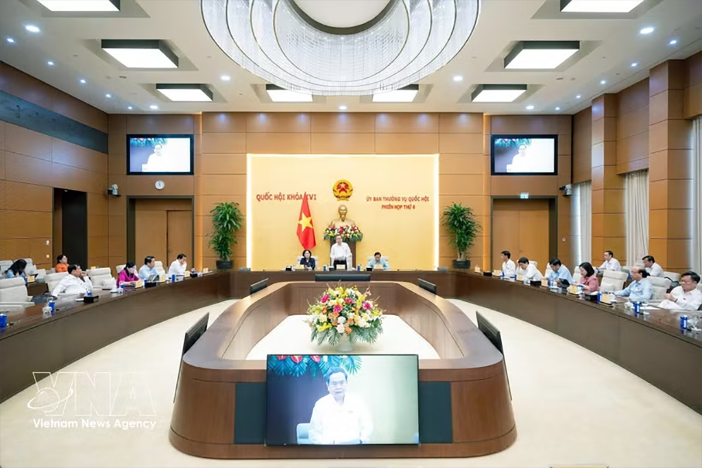 An overview of the closing of the National Assembly Standing Committee's sixth session (Photo: VNA)
