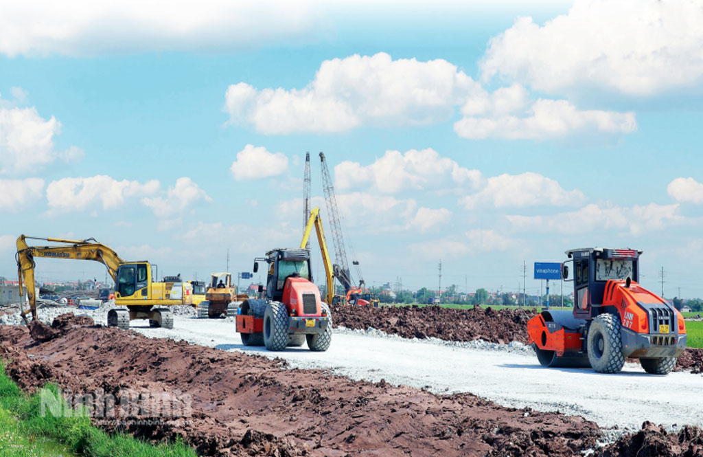 Construction of Ninh Binh Hai Phong expressway project accelerated.
